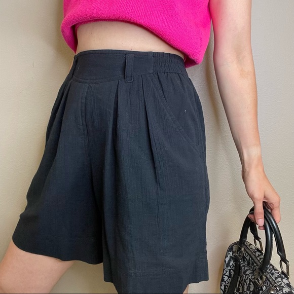 Vintage 90s black cotton gauze pleat front longline pull-on mom shorts LizWear S - Picture 11 of 17